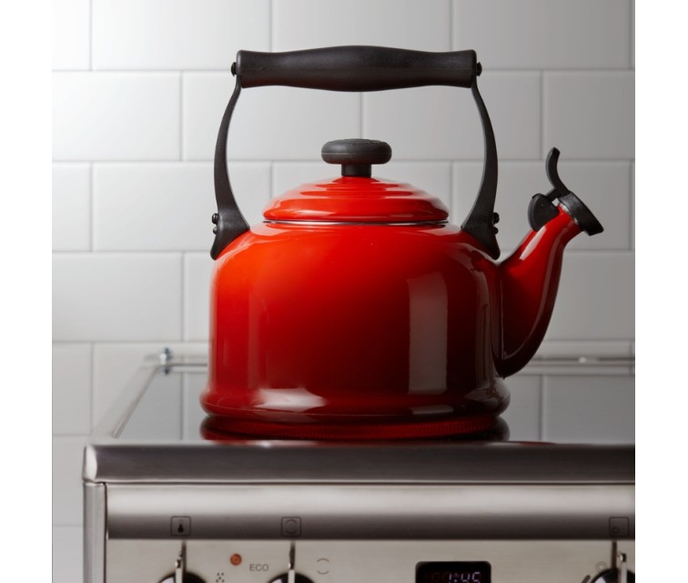 Kettle Traditional 2,1L red