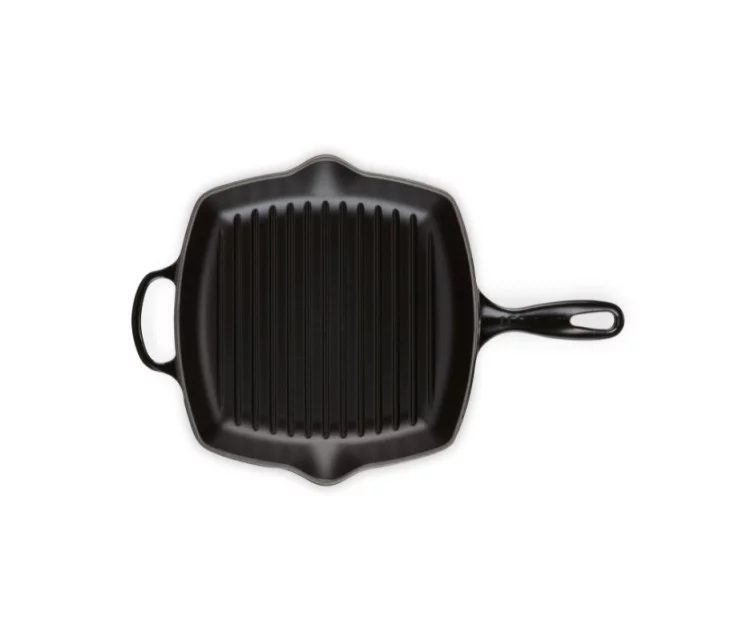 ( BOJĀTS IEPAKOJUMS ) Le Creuset Čuguna grillpanna kvadrātveida 26x26cm matēti melna ( BOJĀTS IEPAKOJUMS ) Le Creuset Čuguna grillpanna kvadrātveida 26x26cm matēti melna