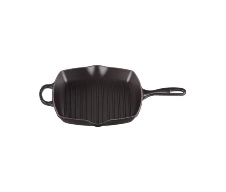 ( BOJĀTS IEPAKOJUMS ) Le Creuset Čuguna grillpanna kvadrātveida 26x26cm matēti melna ( BOJĀTS IEPAKOJUMS ) Le Creuset Čuguna grillpanna kvadrātveida 26x26cm matēti melna
