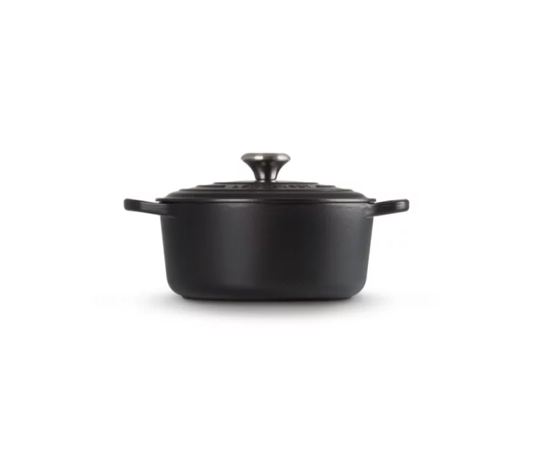 Le Creuset Čuguna katls apaļš Ø26cm / 5,3L matēts melns