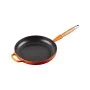 Le Creuset Чугунная сковорода с деревянной ручкой Ø28 см оранжевая Le Creuset Чугунная сковорода с деревянной ручкой Ø28 см оранжевая