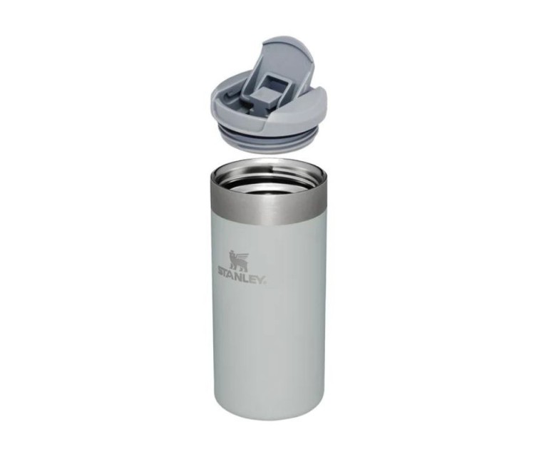 The AeroLight Transit Mug 0.47 L light grey