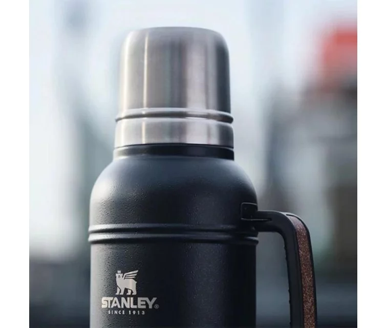 Thermos The Artisan Thermal Bottle 1,4L black Thermos The Artisan Thermal Bottle 1,4L black