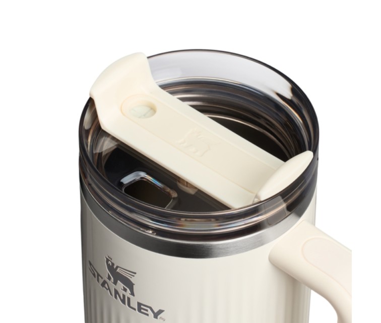 Termokrūze ar salmiņu The Quencher H2.0 Fluted Tumbler 1.18L glancētā krēmkrāsā