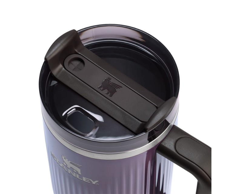 Termosinis puodelis su šiaudeliu The Quencher H2.0 Fluted Tumbler 1.18L blizgi šviesiai violetinė spalva Termosinis puodelis su šiaudeliu The Quencher H2.0 Fluted Tumbler 1.18L blizgi šviesiai violetinė spalva