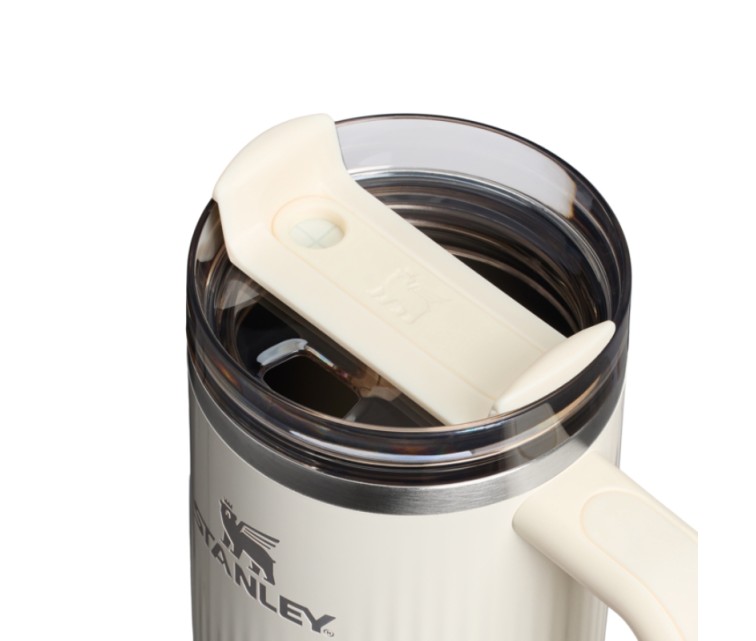 Termokrūze ar salmiņu The Quencher H2.0 Fluted Tumbler 0.89L glancētā krēmkrāsā
