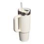 Termokrūze ar salmiņu The Quencher H2.0 Fluted Tumbler 0.89L glancētā krēmkrāsā