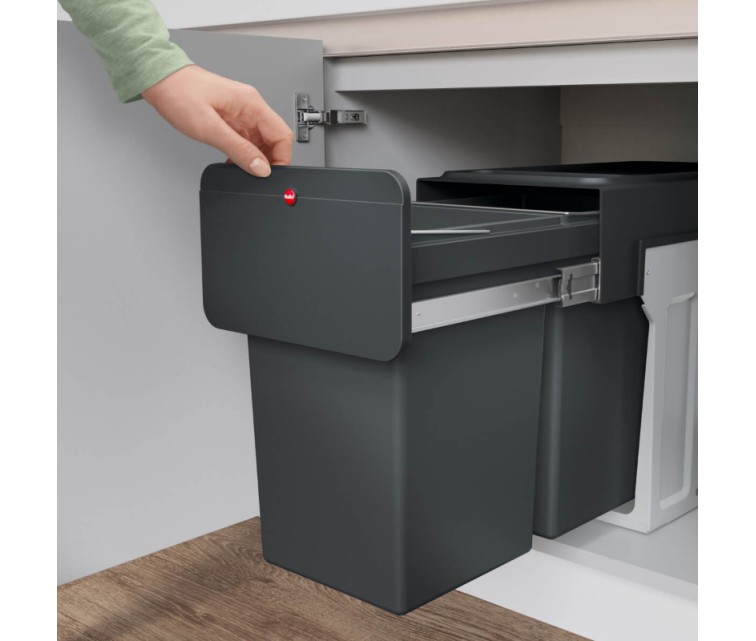 Atkritumu šķirošanas sistēma iebūvējamā EcoLine Design L / 2x14L / melna