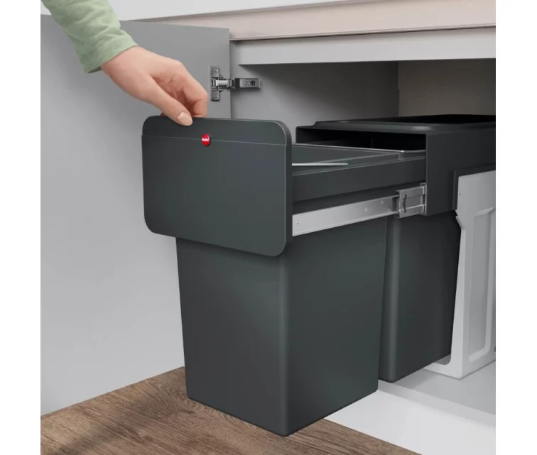 Atkritumu šķirošanas sistēma iebūvējamā EcoLine Design L / 2x14L / melna Atkritumu šķirošanas sistēma iebūvējamā EcoLine Design L / 2x14L / melna