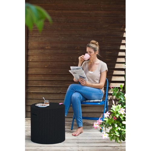 Sodo stalas - daiktų laikymo dėžė Cool Stool, rudos spalvos Sodo stalas - daiktų laikymo dėžė Cool Stool, rudos spalvos