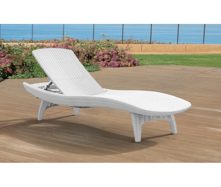 ( DEFECT IN SIDE ) Sun lounger Pacific white