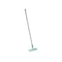 Leifheit grindų šepetys su rankena Clean Away S, 26 cm LEIFHEIT grindų šepetys su rankena Clean & Away S 26cm