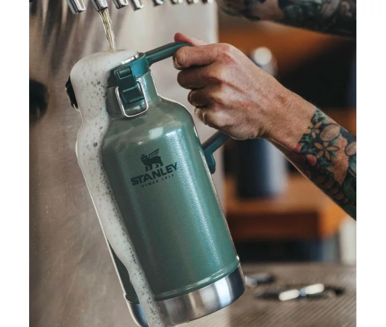 Кувшин для пива The Easy-Pour Growler Classic 1,9 л зеленый Кувшин для пива The Easy-Pour Growler Classic 1,9 л зеленый