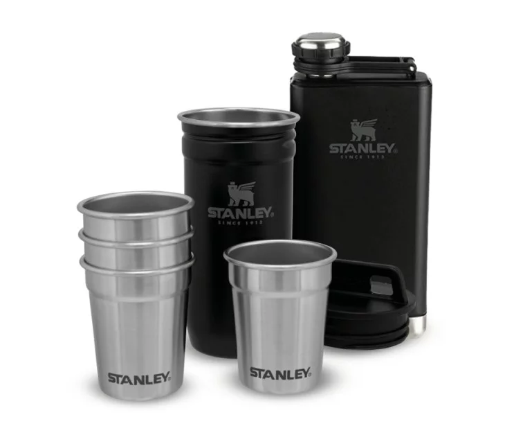 Dāvanu komplekts The Pre-Party Shot Glass + Flask Set, degvīna glāzītes 4gb 50mL un blašķe 0,23L matēts melns Dāvanu komplekts The Pre-Party Shot Glass + Flask Set, degvīna glāzītes 4gb 50mL un blašķe 0,23L matēts melns