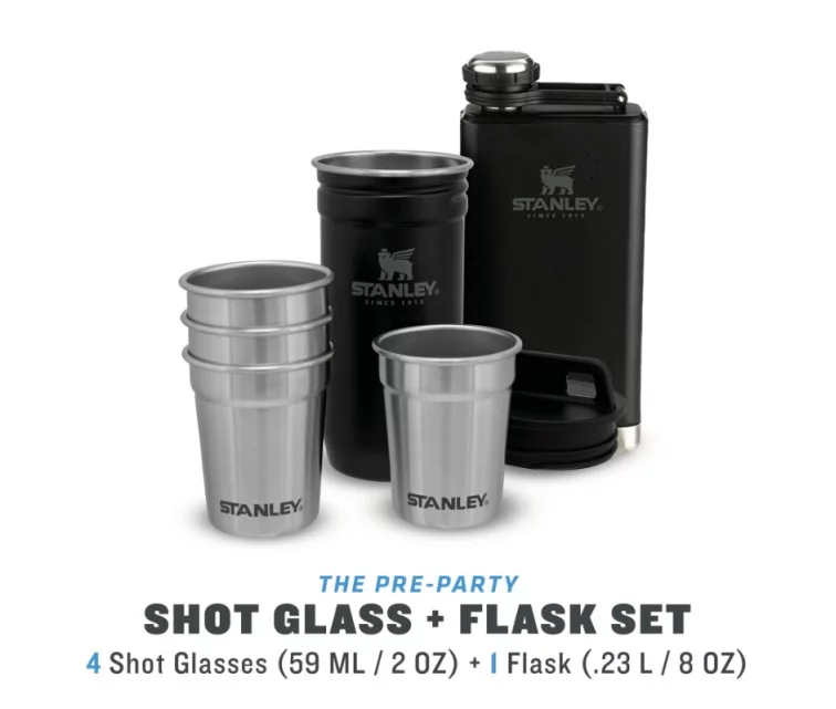 Dāvanu komplekts The Pre-Party Shot Glass + Flask Set, degvīna glāzītes 4gb 50mL un blašķe 0,23L matēts melns Dāvanu komplekts The Pre-Party Shot Glass + Flask Set, degvīna glāzītes 4gb 50mL un blašķe 0,23L matēts melns
