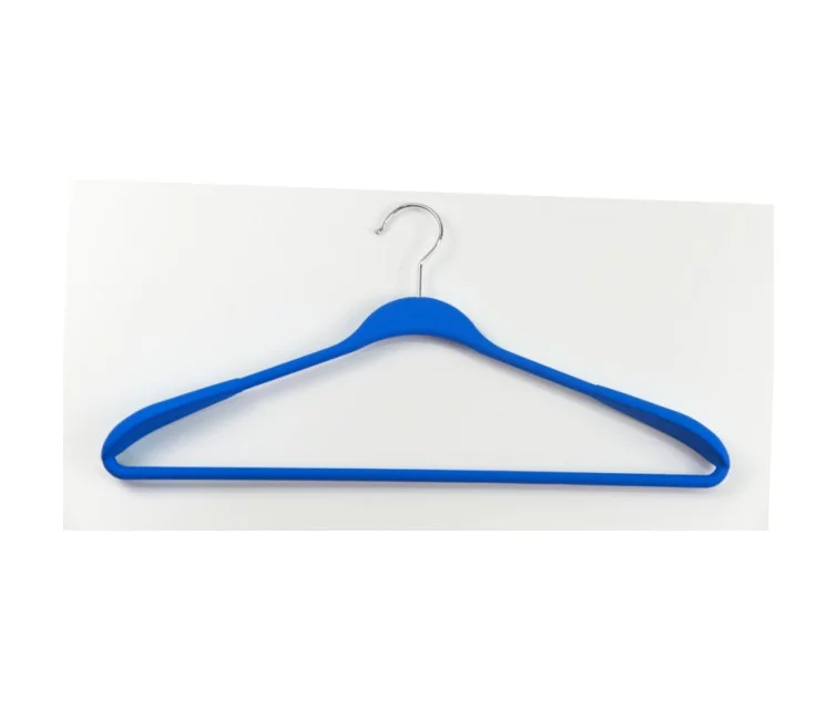 Plastikinės pakabos drabužiams Soft Touch 45 cm, 2 cm, asorti: juodos / mėlynos / šviesiai pilkos / baltos Plastikinės pakabos drabužiams Soft Touch 45 cm, 2 cm, asorti: juodos / mėlynos / šviesiai pilkos / baltos