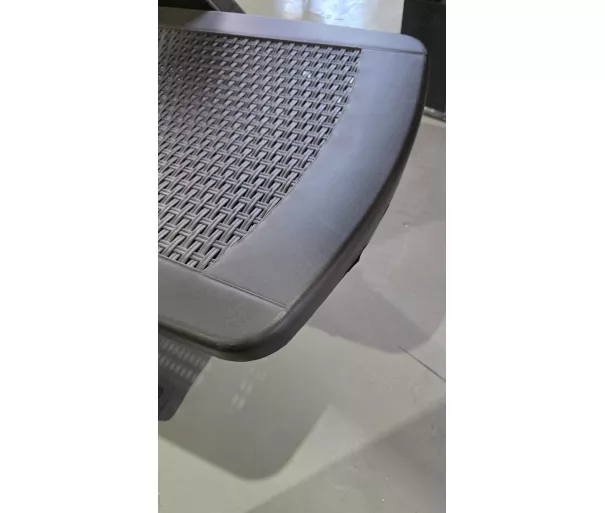( SCRATCHED ) Sun lounger Nilo brown