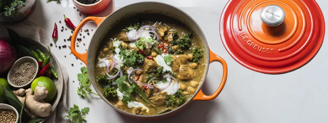 Имбирное карри с курицей, черным перцем, кейлом и нутом