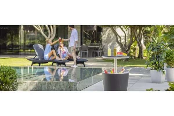 Labākās idejas atpūtai dārzā un pie baseina