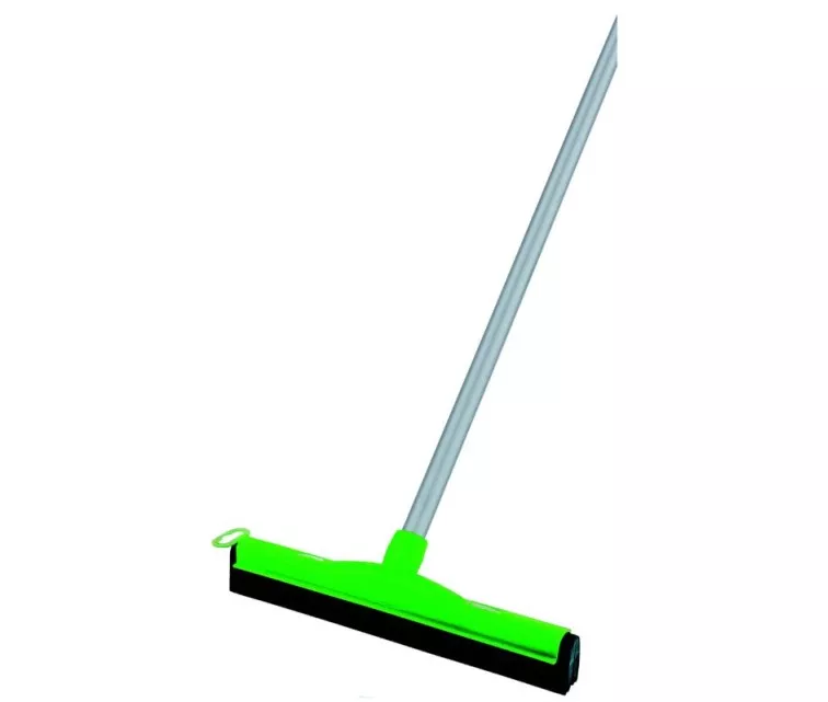 Floor brush for water collection with telescopic handle