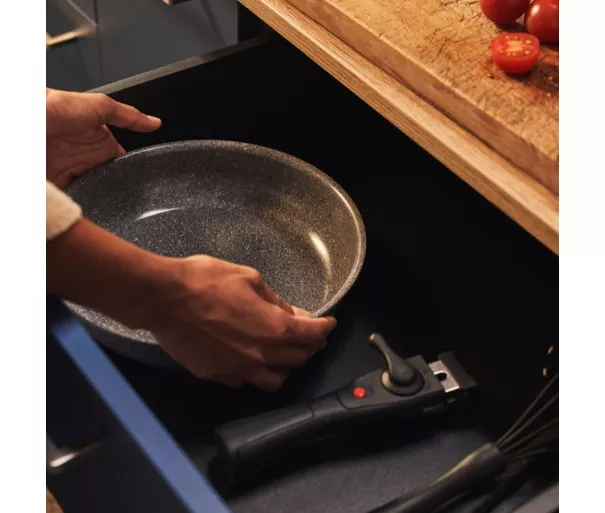 Set of 3 Torre pans Ø24cm, Ø28cm and sauce pan Ø16cm + 3 removable handles