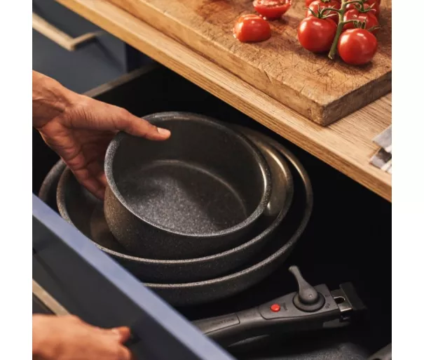Set of 3 Torre pans Ø24cm, Ø28cm and sauce pan Ø16cm + 3 removable handles