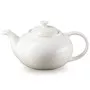 Le Creuset Teapot stone mass 1.3L in cream color