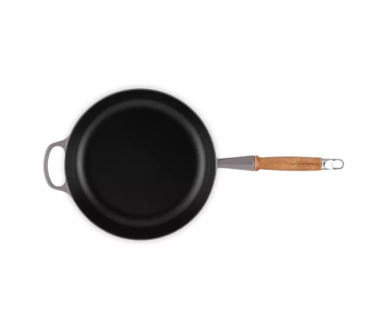Le Creuset Чугунная сотейник с деревянной ручкой Ø28 см светло-серый