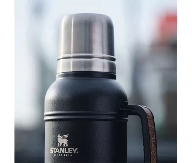 Термос The Artisan Thermal Bottle 1,4 л черный