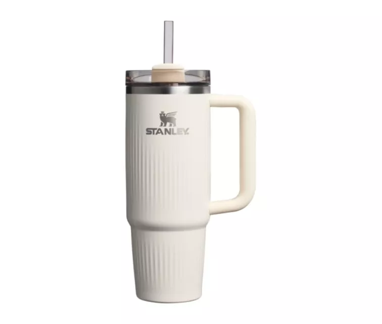 Thermos mug with straw The Quencher H2.0 Fluted Tumbler 0.89L in glossy cream color