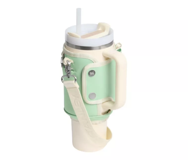 Nešiojimo dėklas „The All-Day Quencher Carry-All“ 1,18 l termoso puodeliui su šiaudeliu pistacijų spalvos