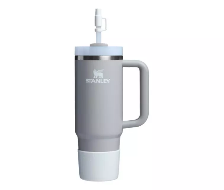 2 apsauginių dangtelių ir šiaudelių rinkinys termo puodeliams 0,89 l / 0,6 l „The Quencher Boot“ + šviesiai baltos spalvos šiaudelio formos antgalis