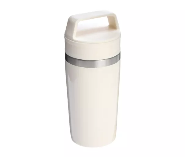 Läikiv kreemikas Café-To-Go reisikruus 0,47L