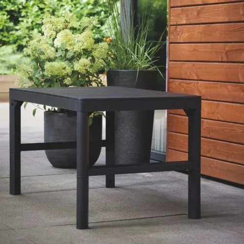 Terrace and balcony tables