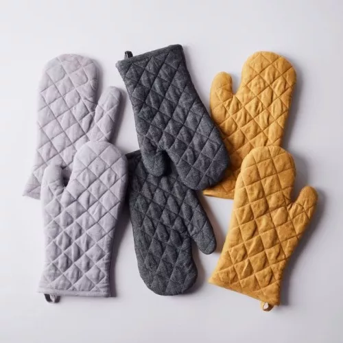 Heat-resistant gloves