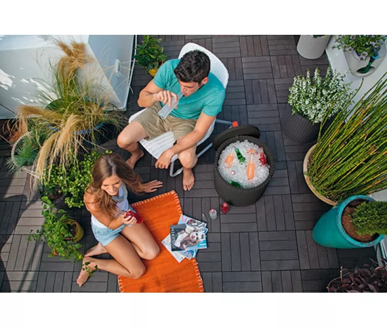 Keter jahutiga tool köiest käetugedega, tumehall, 219431