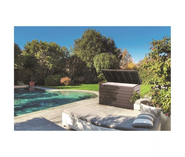 Ontario Storage Box 870L brown