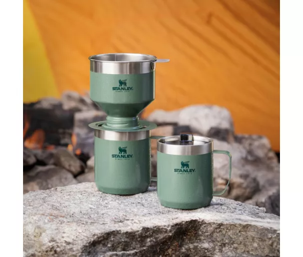 Stanley kafijas pagatavošanas ierīce The Perfect-Brew Pour Over Classic zaļa