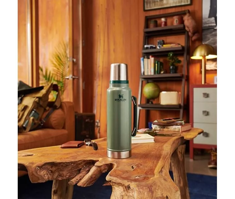 Termoss Legendinis klasikinis butelis 1,4 l juodas