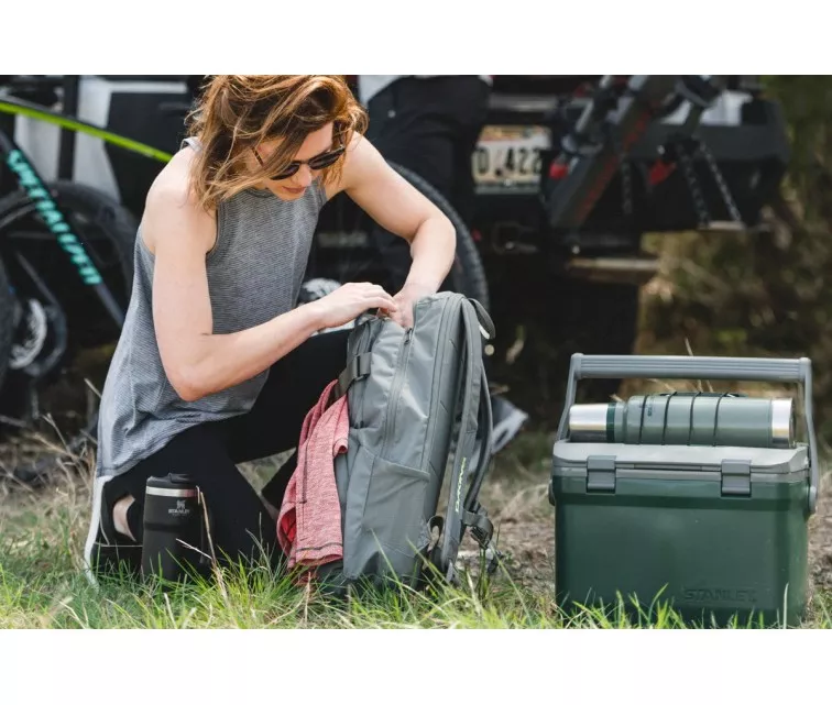 Термос The Legendary Classic 1.4L синий