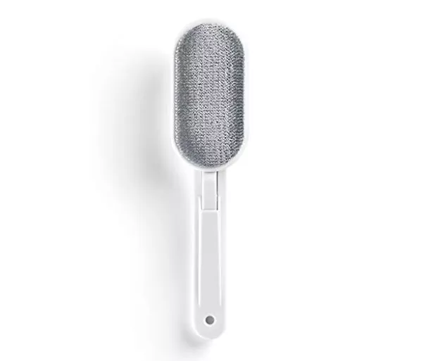 Clothes brush swivel